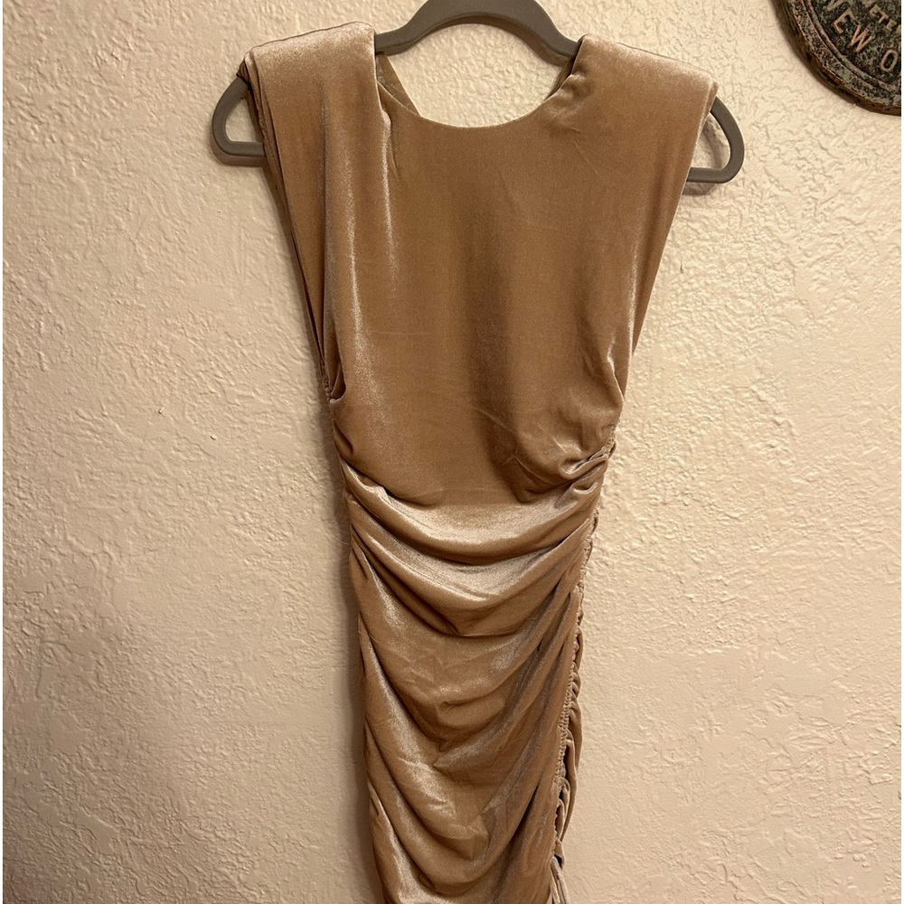 VELVET SHOULDER PAD RUCHED MINI